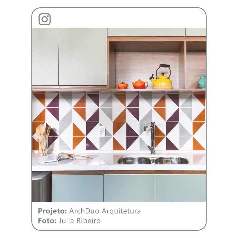 Azulejos Roxo Raiz